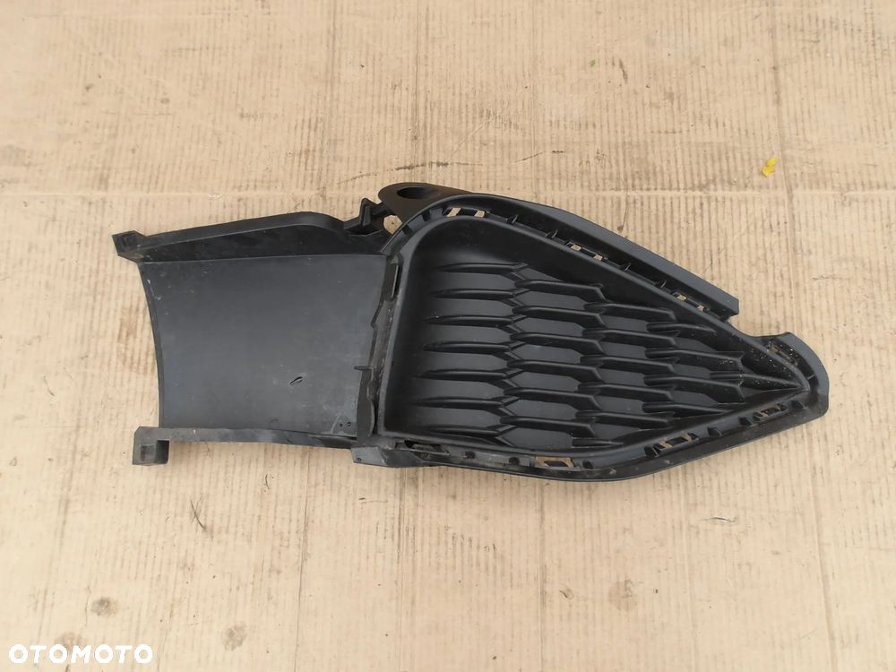 KRATKA ZDERZAKA PRAWA HYUNDAI I30 III N 86564-S0500 86568-S0500 - 1