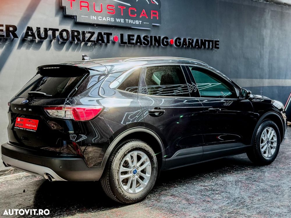 Ford Kuga - 9