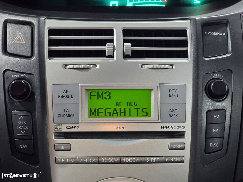 Toyota Yaris 1.0 VVT-i AC - 6