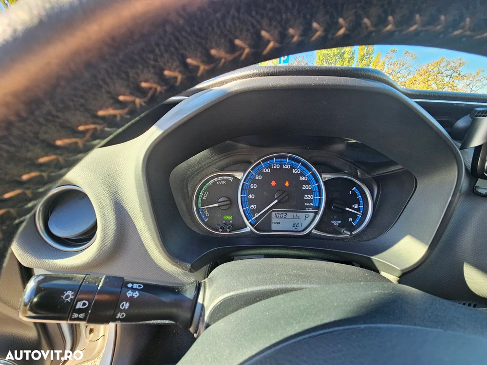 Toyota Yaris - 13