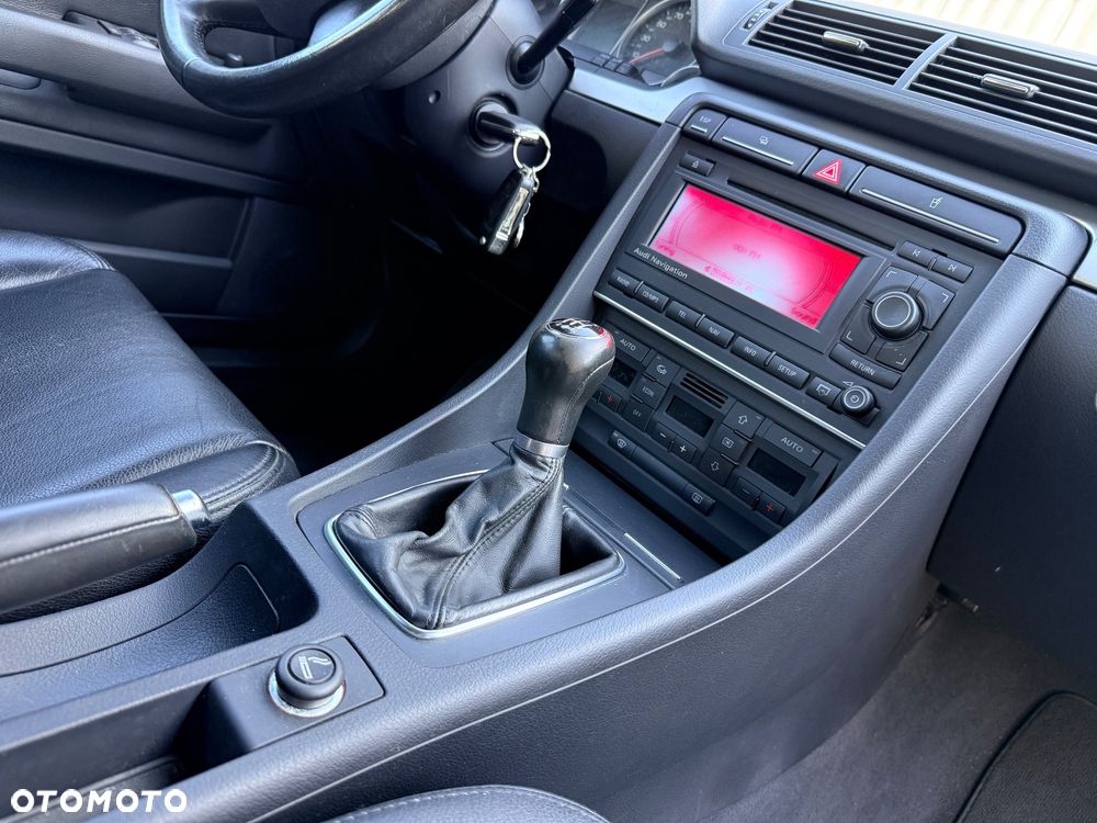 Audi A4 Avant - 31