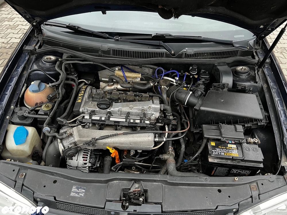 Volkswagen Golf - 12