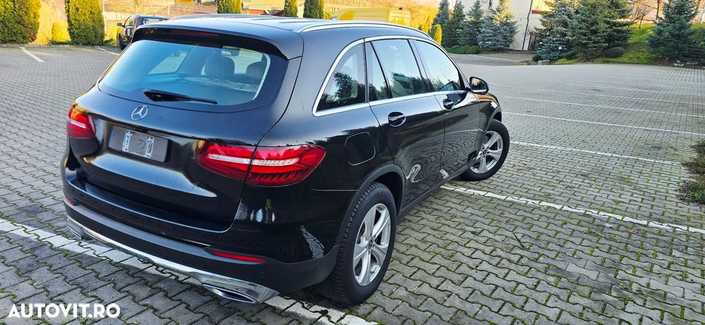 Mercedes-Benz GLC - 34