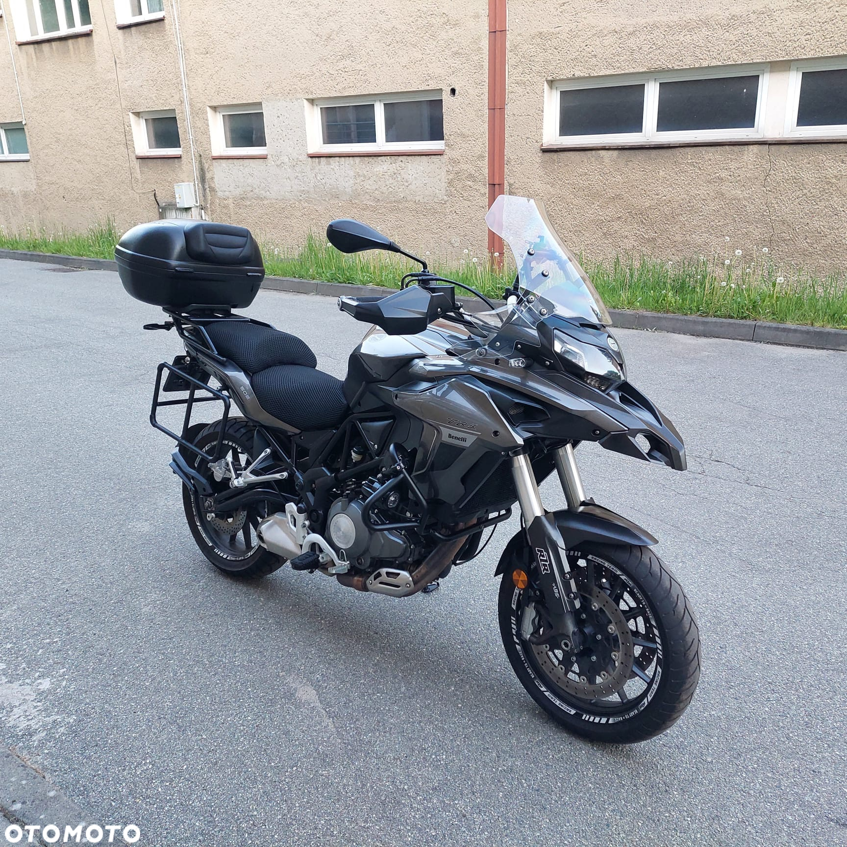 Benelli TRK 502 - 3