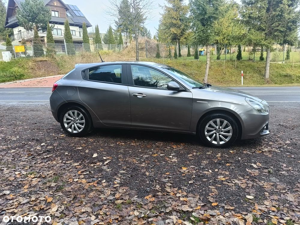Alfa Romeo Giulietta 1.6 JTDM 16V - 32