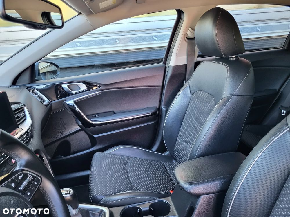 Kia Ceed 1.6 CRDi Edition 7 - 24