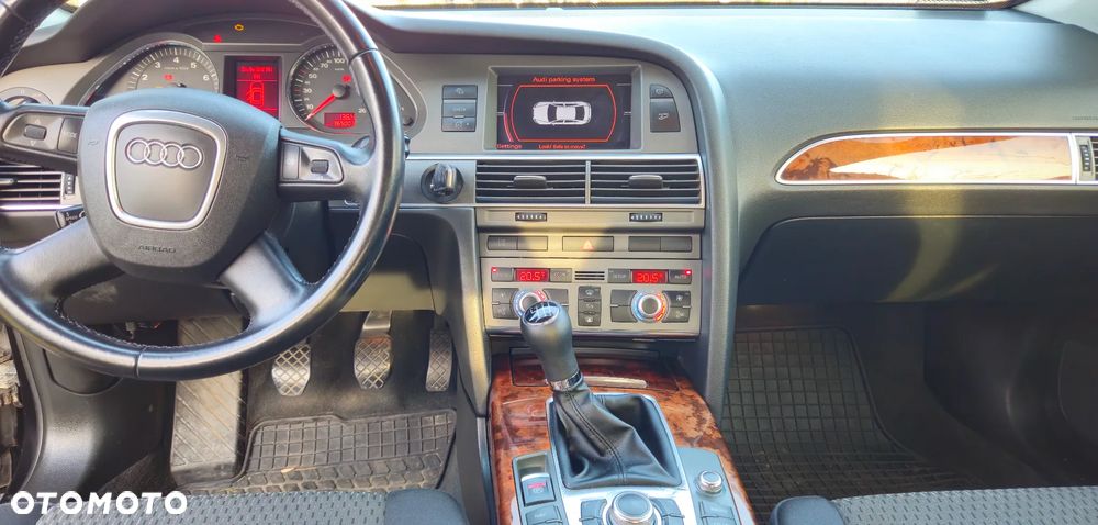 Audi A6 Limousine 2.4 - 13