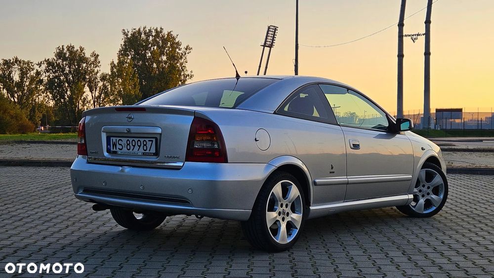 Opel Astra 1.8 Sport - 3