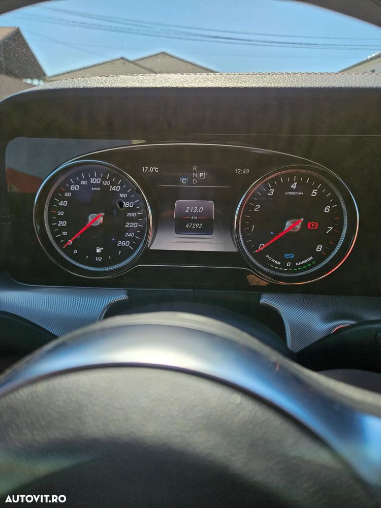 Mercedes-Benz E 200 MHEV - 11