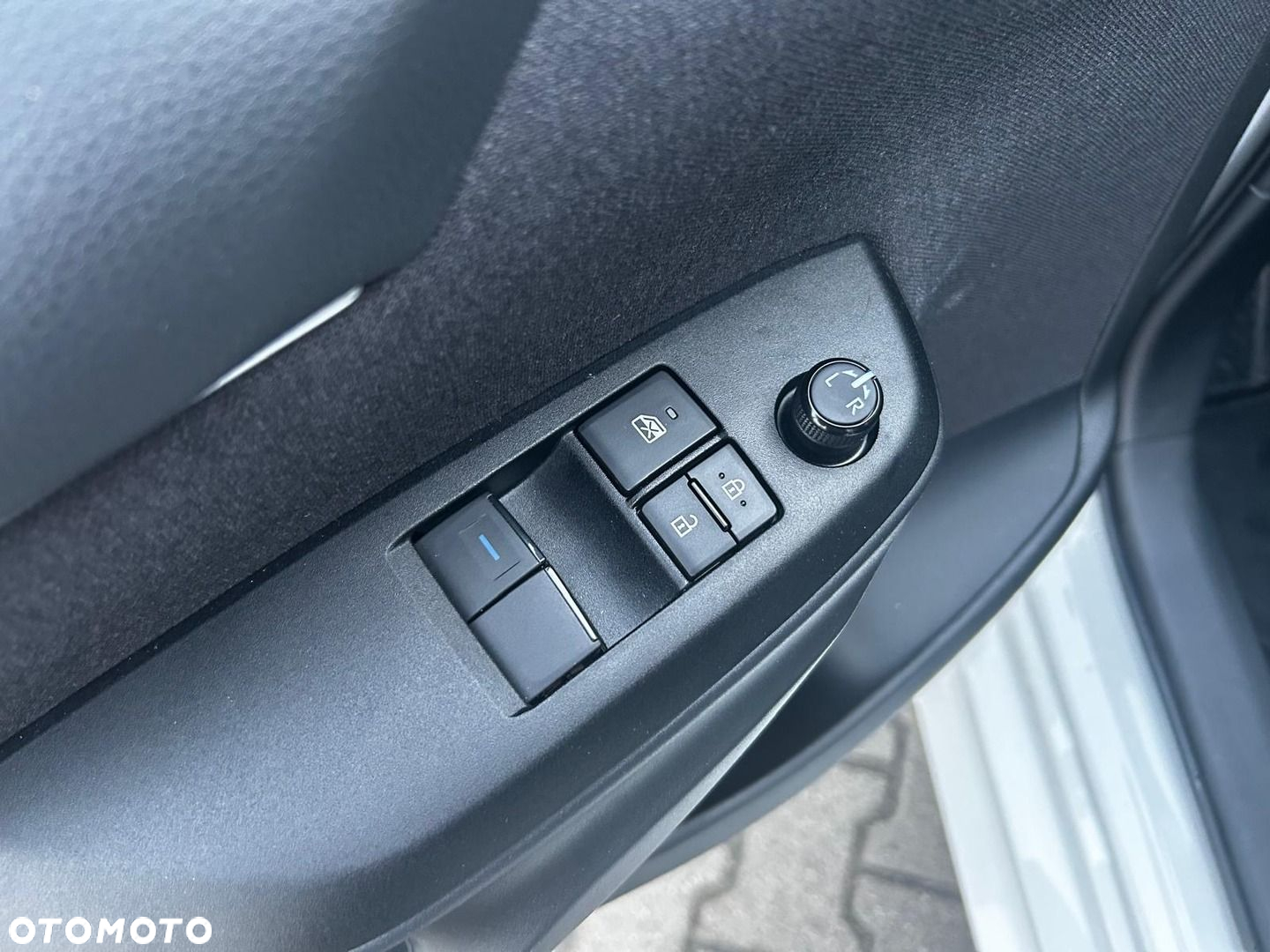 Toyota Yaris Hybrid 1.5 Comfort - 20
