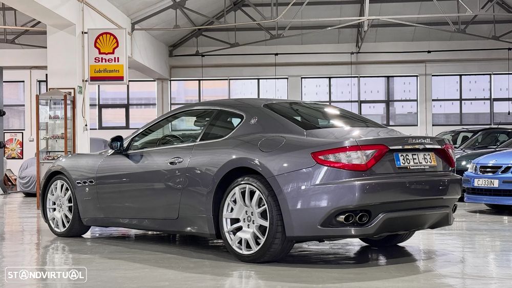 Maserati Granturismo 4.2 V8 - 3