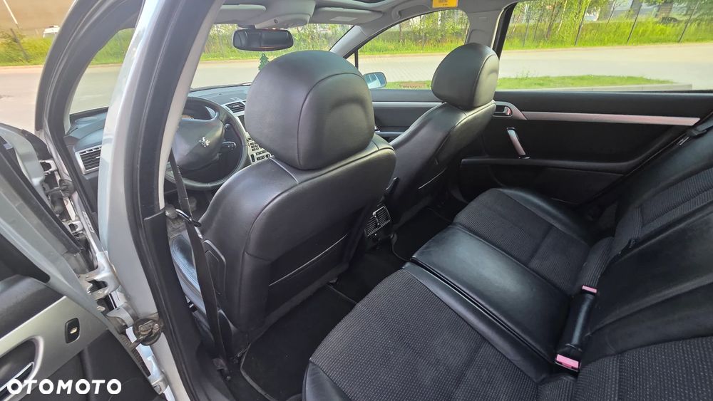 Peugeot 407 2.2 HDI Sport - 10
