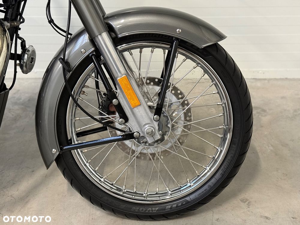 Royal Enfield Bullet - 10