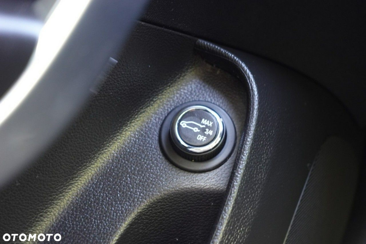 Opel Insignia - 18