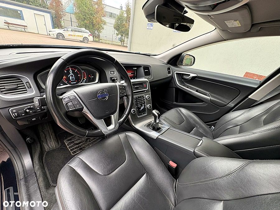 Volvo V60 D2 Drive-E Summum - 13