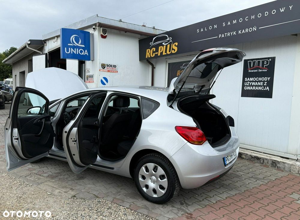 Opel Astra 1.4 Selection - 9