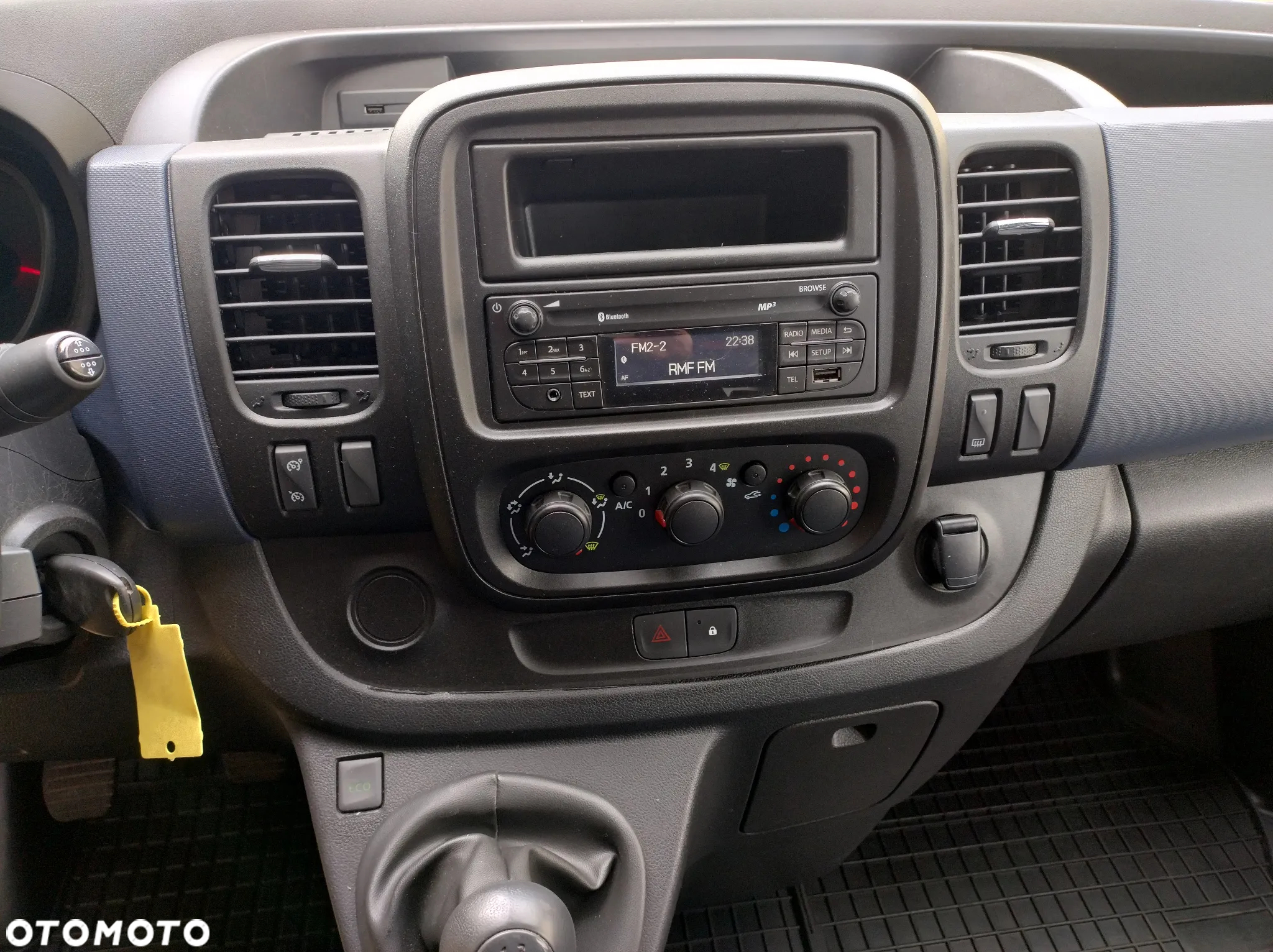 Opel VIVARO - 17