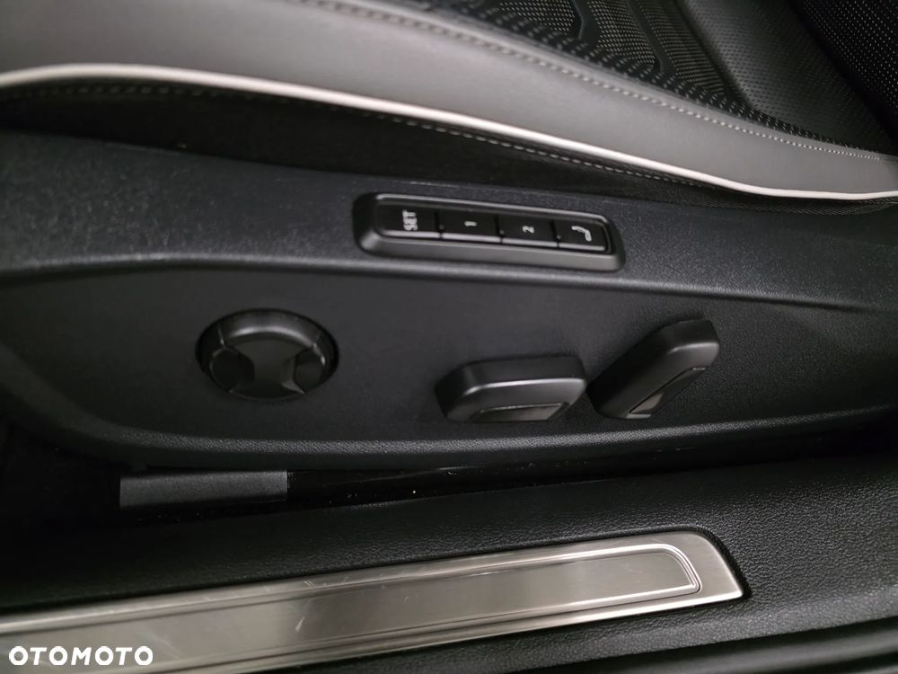 Volkswagen Arteon Shooting Brake 2.0 TDI SCR DSG Elegance - 20