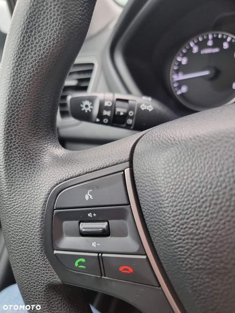 Hyundai i20 1.2 BlueDrive Classic + - 29