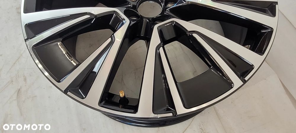 FELGA VOLVO XC90 II 9x20 20 ET38,5 5x108 63,4 32358565 - 5