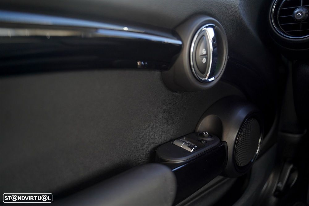 MINI 3 Portas One Auto - 14