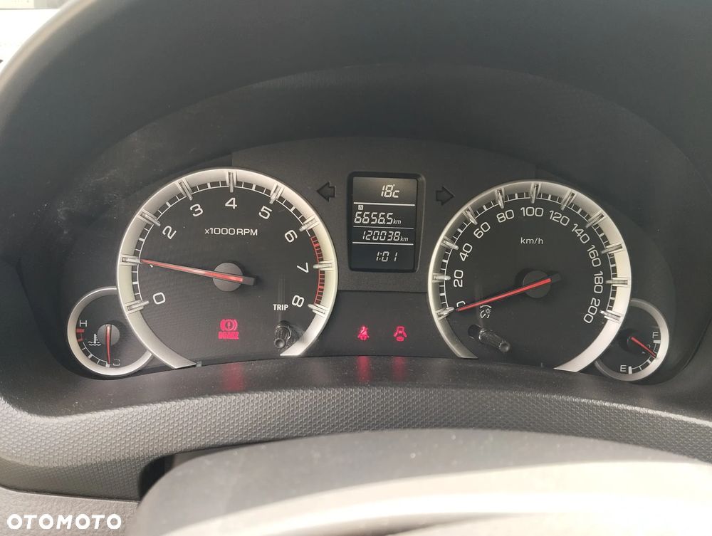 Suzuki Swift 1.2 Premium - 10
