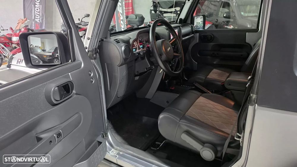 Jeep Wrangler 2.8 CRD ATX Sport - 7