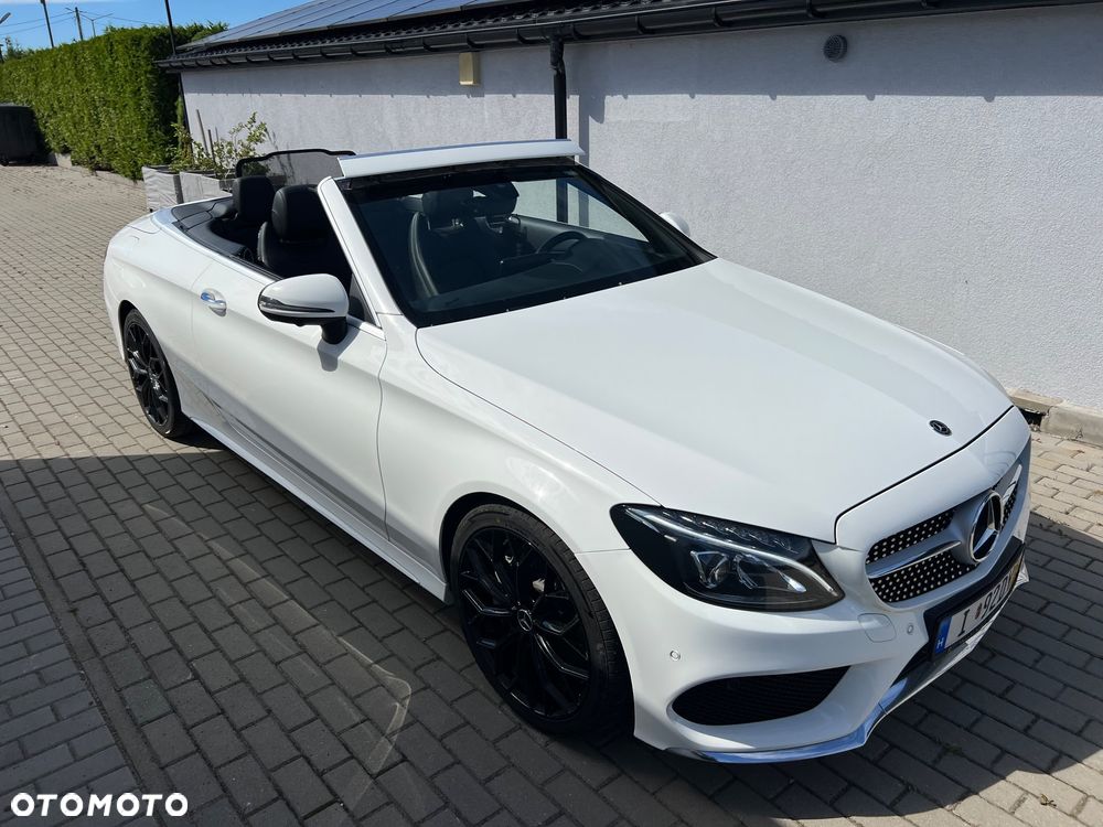 Mercedes-Benz Klasa C 300 9G-TRONIC AMG Line - 14
