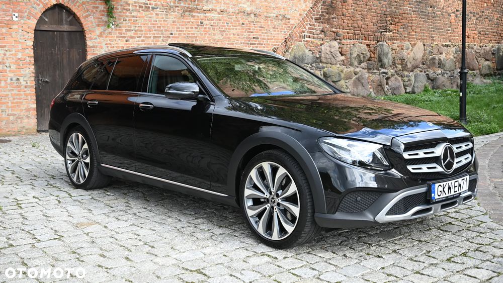 Mercedes-Benz Klasa E 220 d 4-Matic All-Terrain - 19