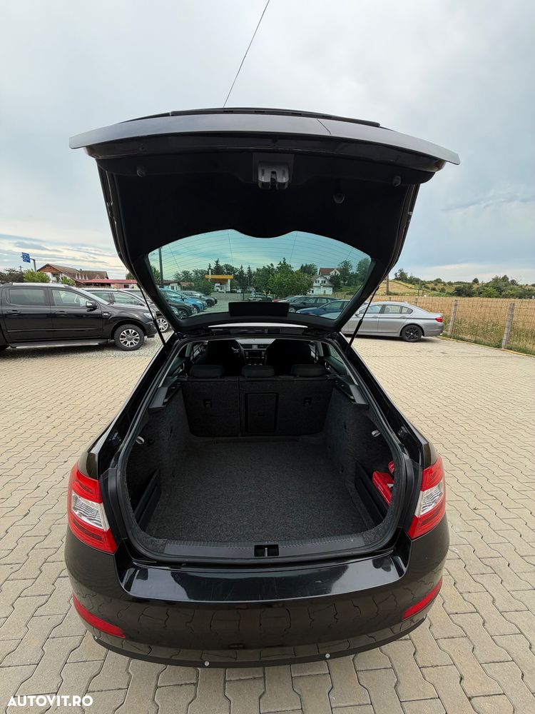 Skoda Octavia 2.0 TDI DSG Drive - 13