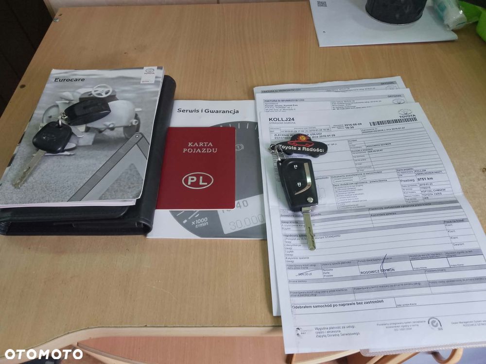 Toyota Yaris - 16