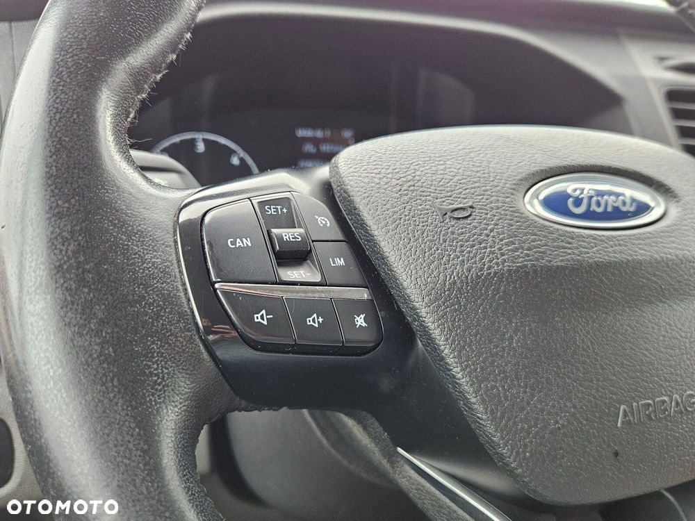 Ford transit-custom L2H1 *46999zł NETTO* Zabudowa warsztatowa 2.0TdCi/131KM - 23