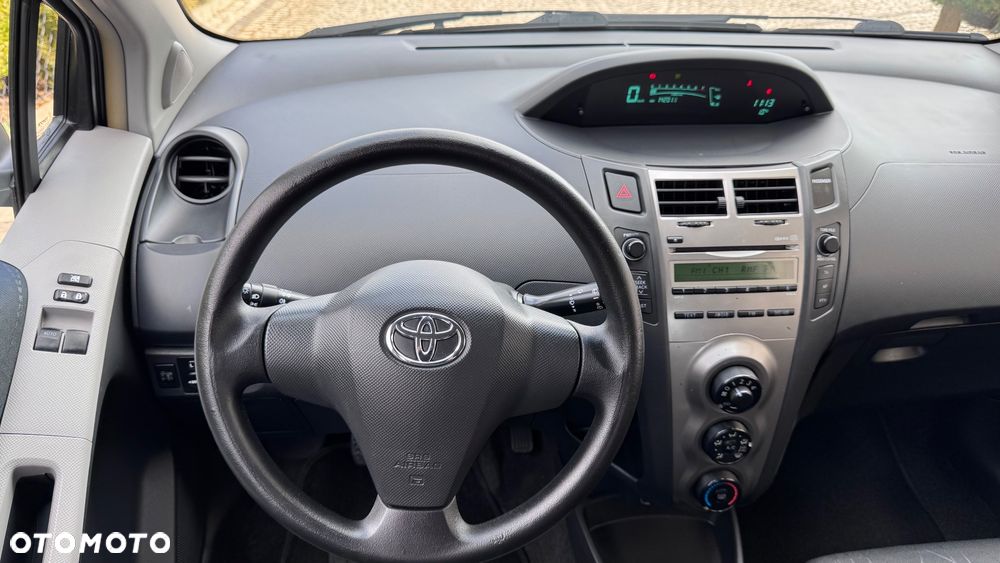 Toyota Yaris 1.33 VVT-i Cool+ - 29