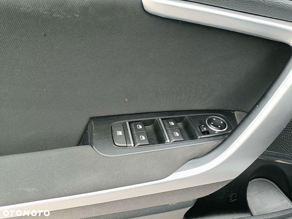 Kia Ceed 1.6 CRDi SCR M - 23