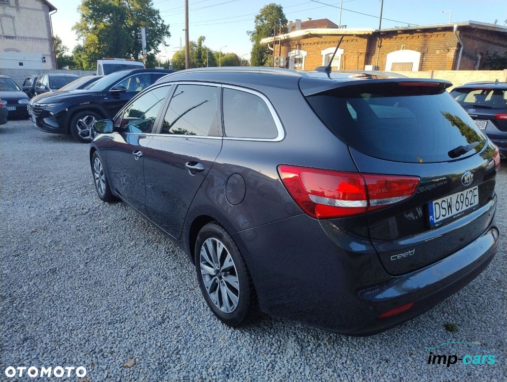 Kia Ceed - 5