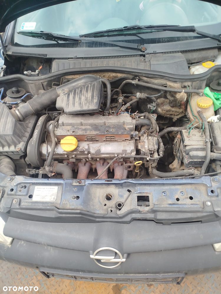 Opel Corsa C na części - 6