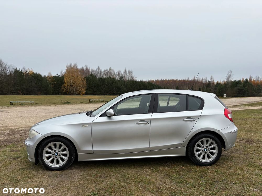 BMW Seria 1 116i - 33