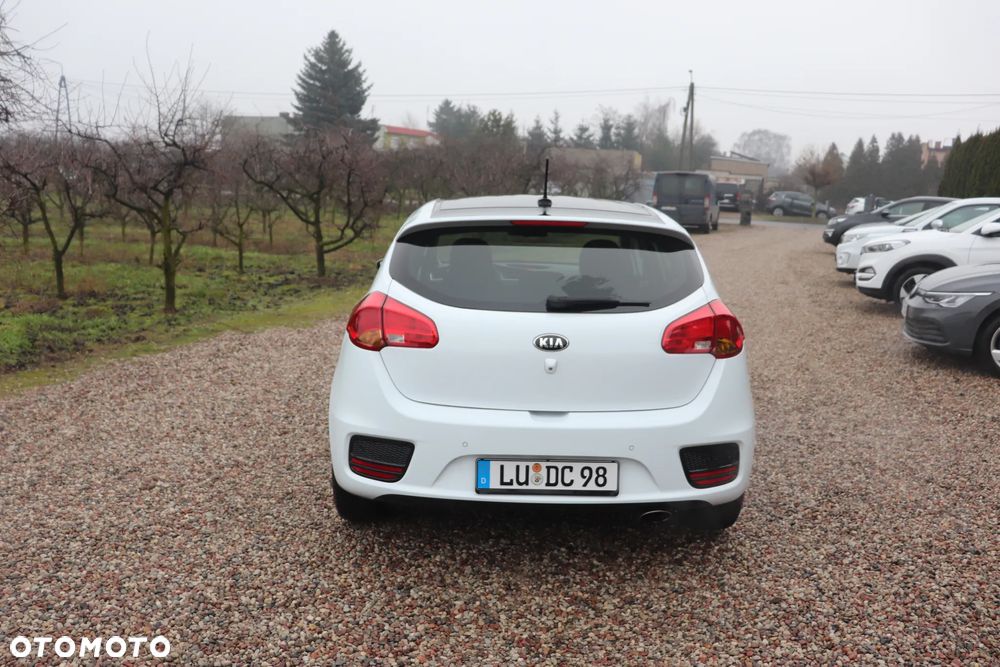 Kia Ceed 1.6 GDI Spirit - 6