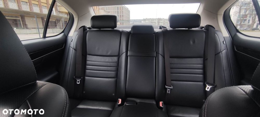 Lexus GS 200t / 300 Elegance - 19