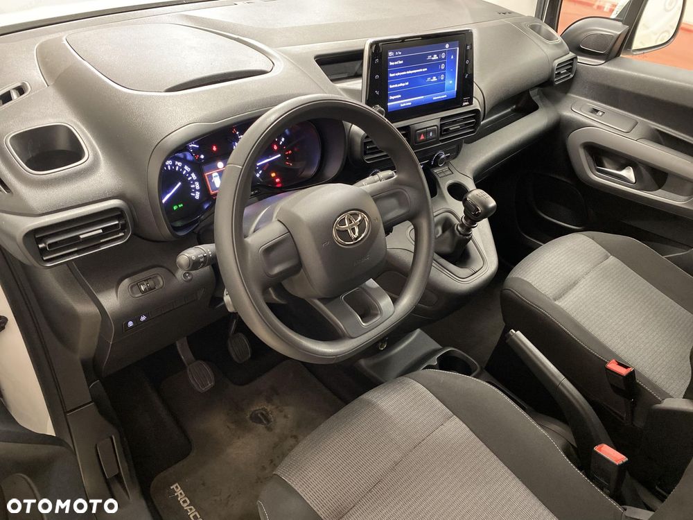 Toyota Proace City Verso Long 1.5 D-4D Business - 10
