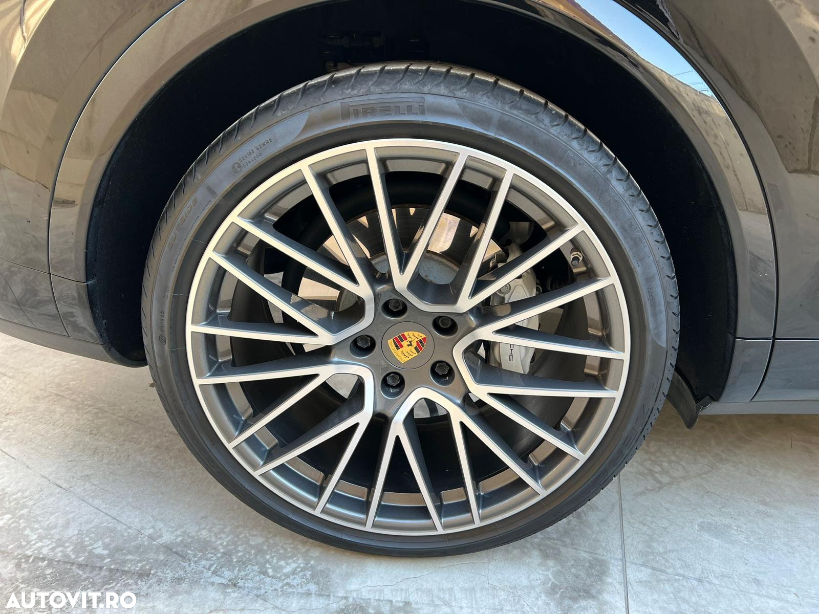 Porsche Cayenne Coupe Turbo Tiptronic S - 16