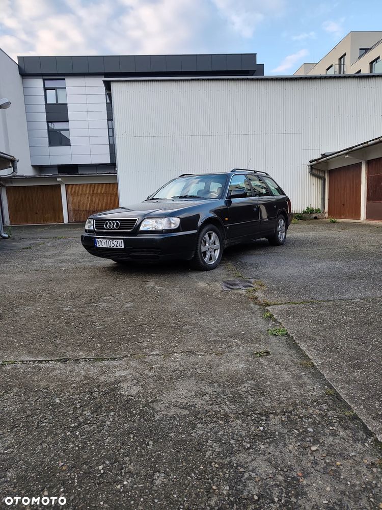 Audi A6 Avant - 1