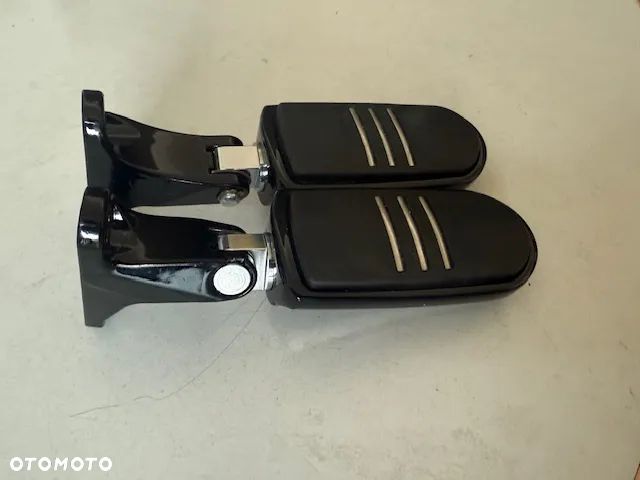 PODNÓŻKI PODESTY HARLEY ELECTRA ROAD GLIDE 09- STREAMLINER - 12