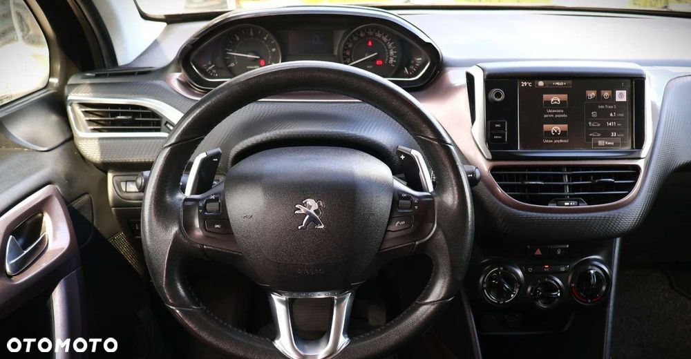 Peugeot 2008 - 13