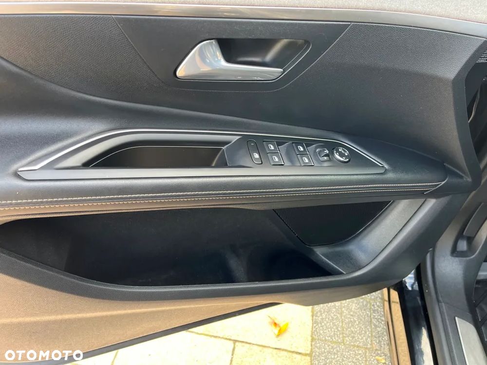 Peugeot 3008 1.2 PureTech GT Pack S&S EAT8 - 14
