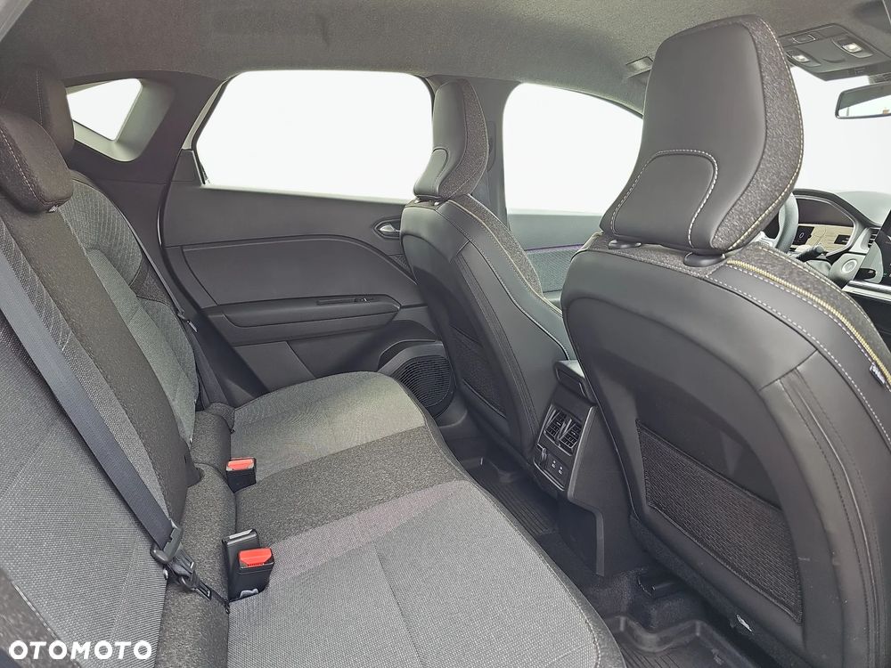 Renault Captur - 25