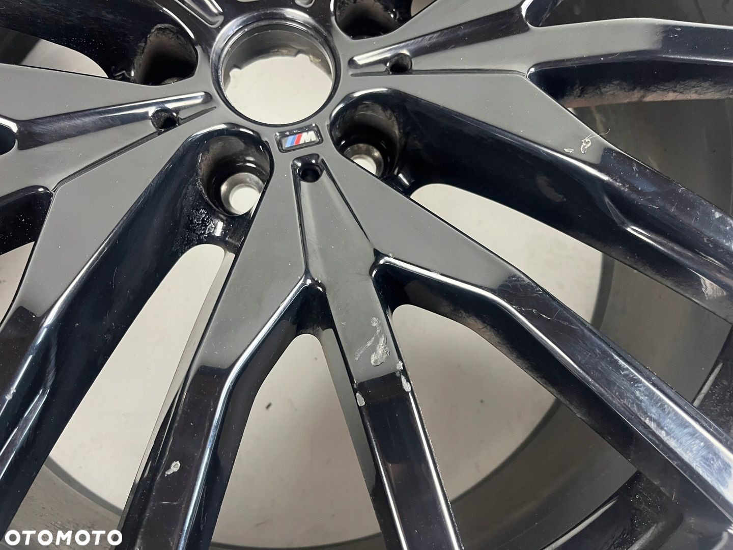 BMW X5 G05 X6 G06 FELGA M PAKIET 9.5JX22 ET37 5X112 - 7