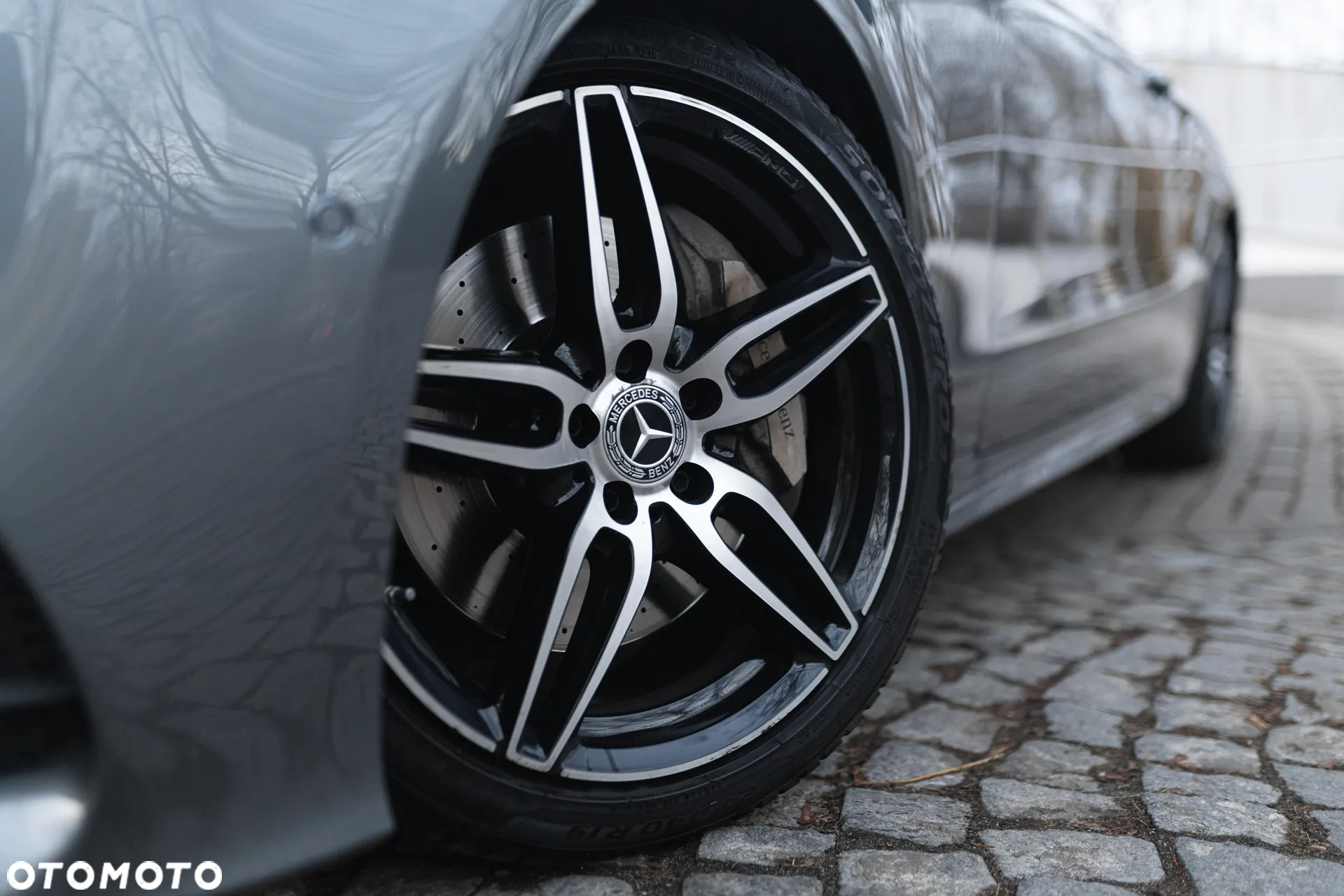 Mercedes-Benz Klasa E 350 Coupe 9G-TRONIC - 4