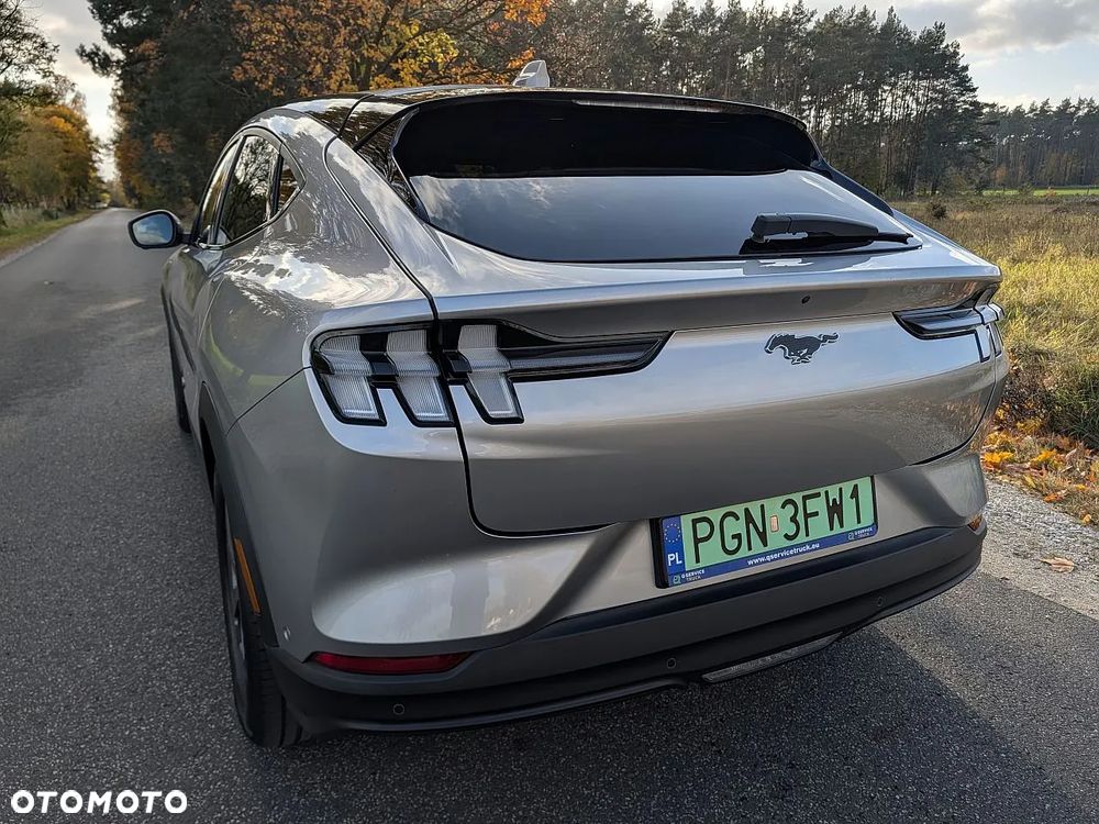 Ford Mustang Mach-E AWD PREMIUM - 16