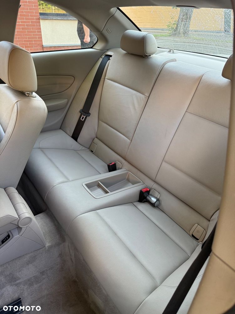 BMW Seria 1 118d - 9